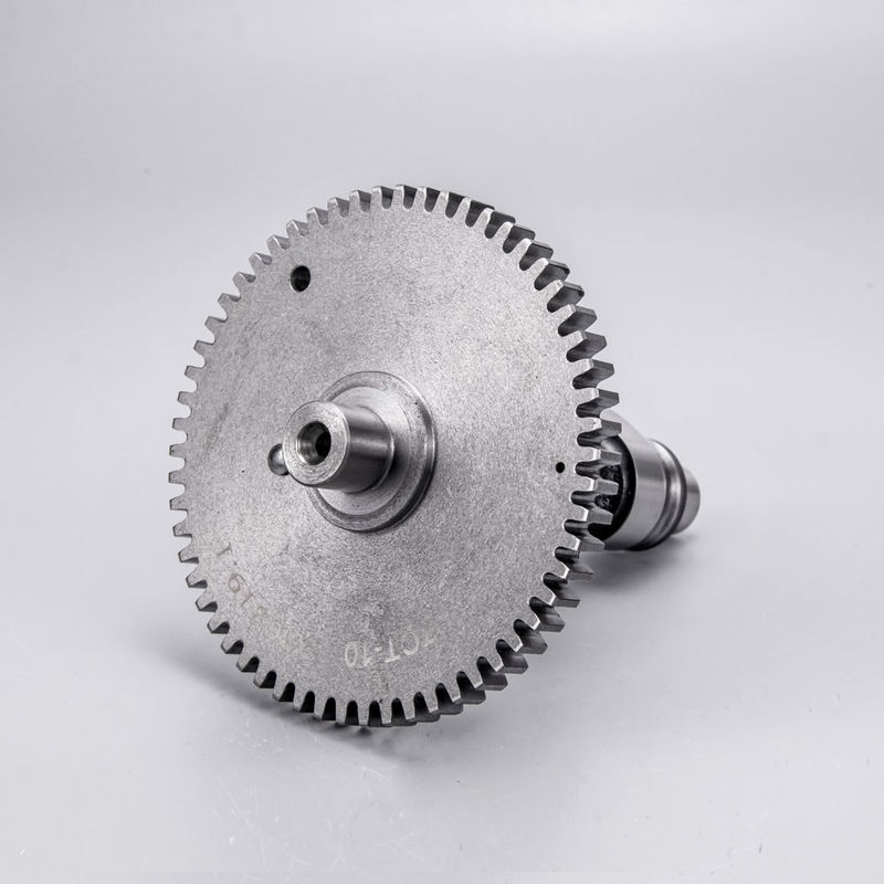 Camshaft sắt ductile đúc với Gear Case Hardening cho động cơ xăng