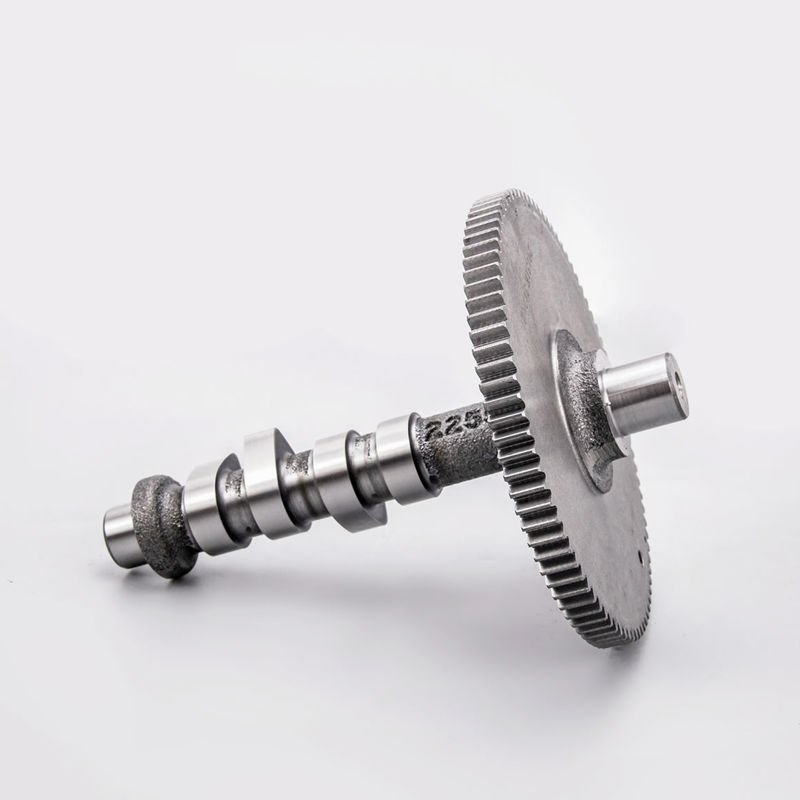 Camshaft sắt ductile đúc với Gear Case Hardening cho động cơ xăng