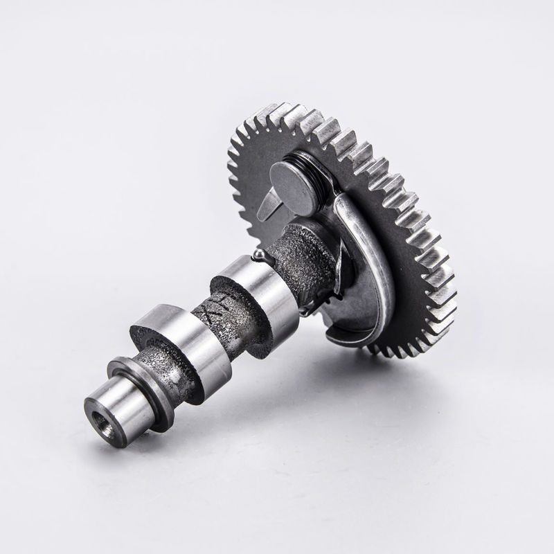 Camshaft sắt ductile đúc với Gear Case Hardening cho động cơ ngoài tàu