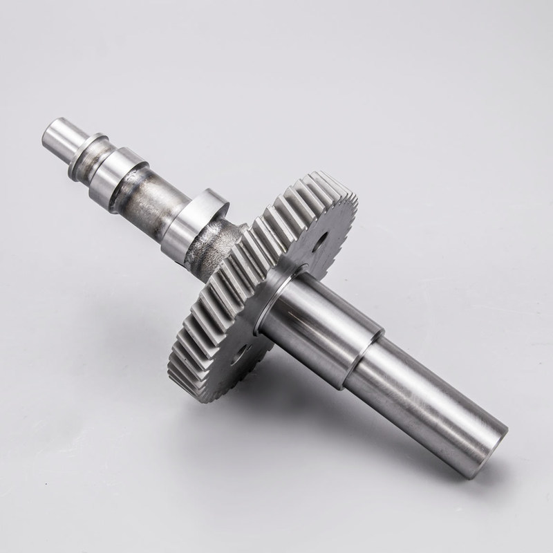 Trục cam thép rèn OEM với bánh răng đã thấm cacbon lắp ráp cho động cơ xăng